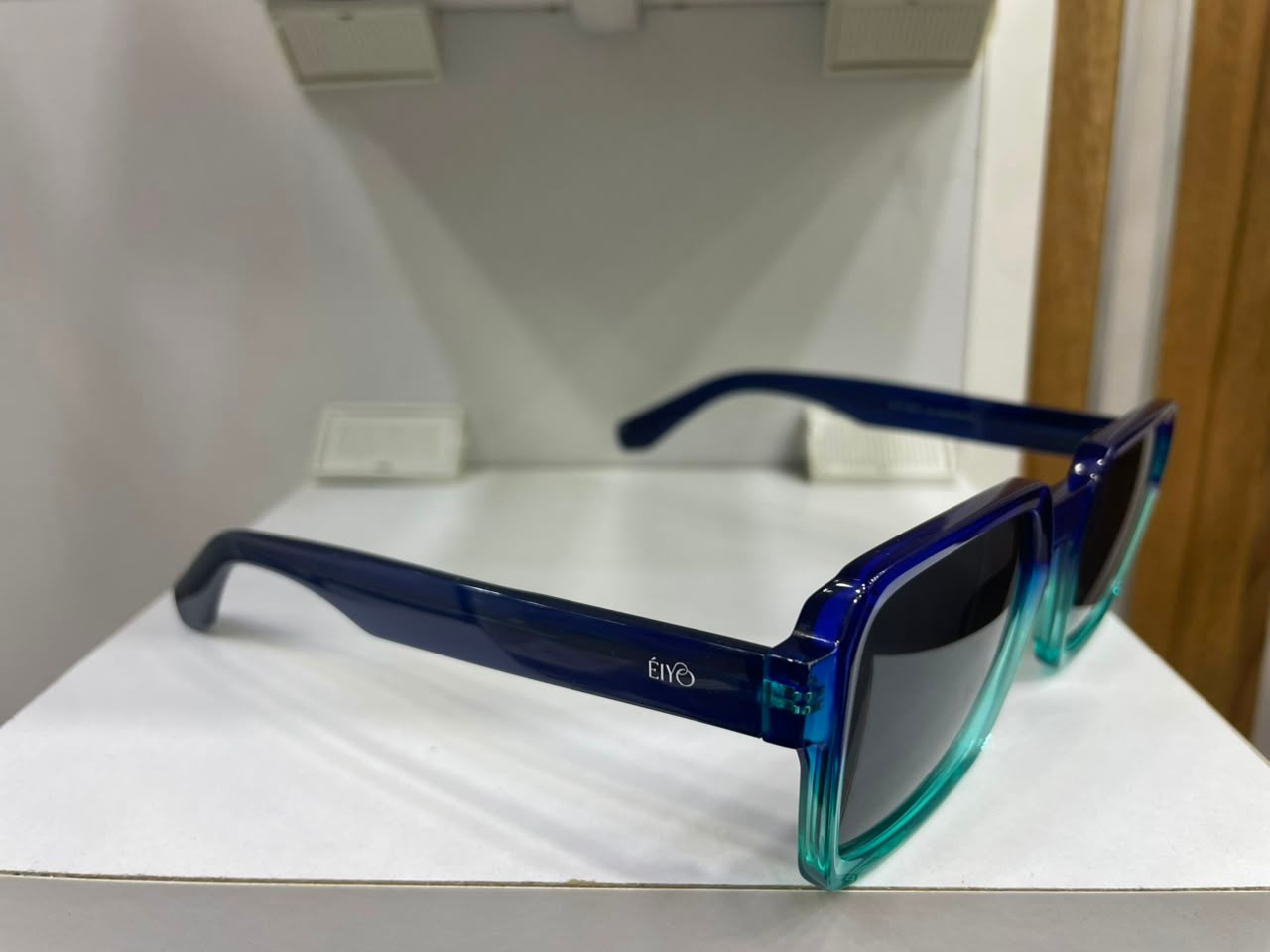 SKU 30077