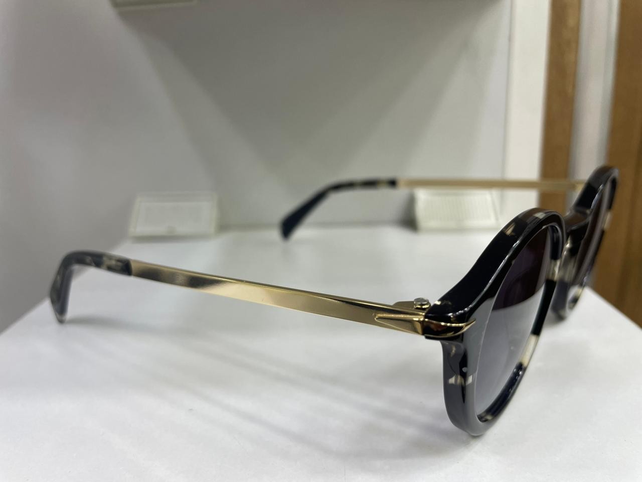 SKU DB1073