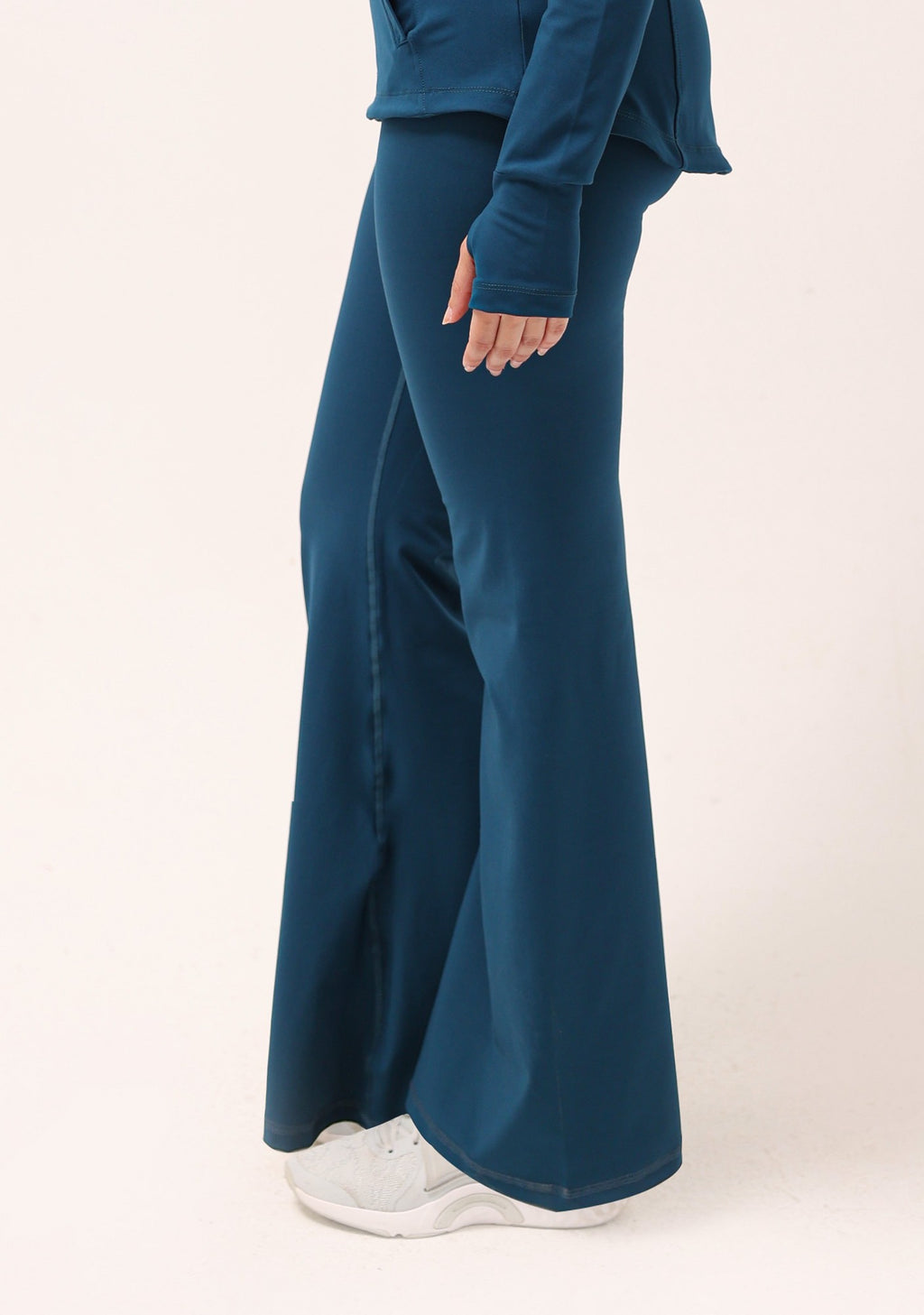 Doe ToneTwo™ Flare Pants - Teal Blue