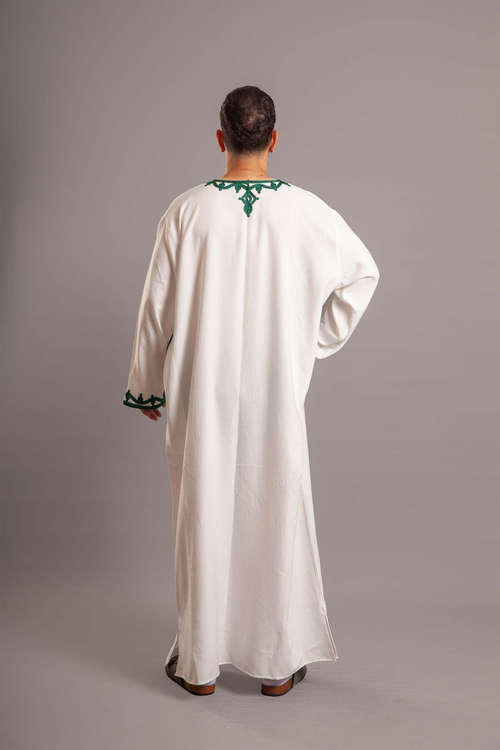 White cotton jalabiya