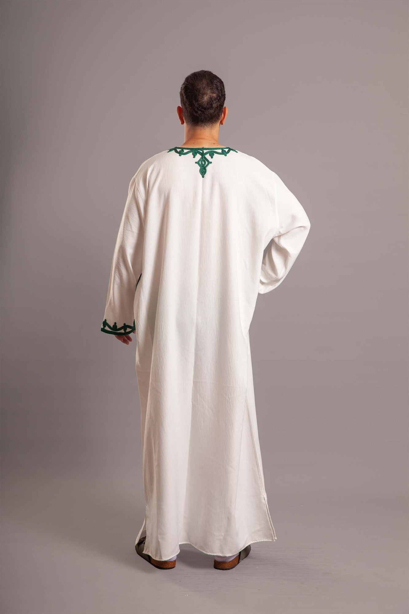 White cotton jalabiya