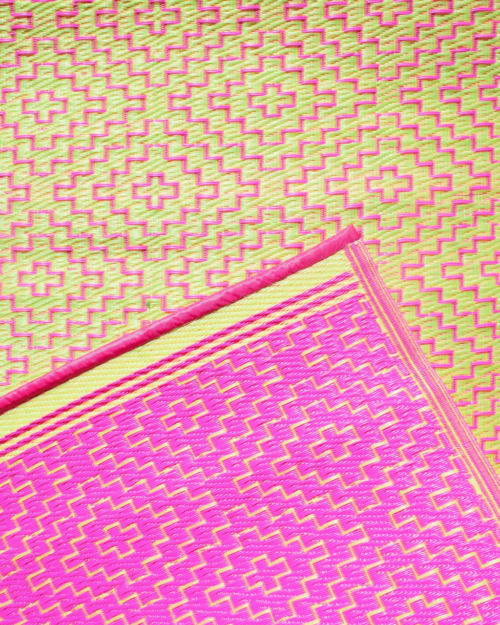 STRAWBERRY FRO-YO 01 MAGIC CARPET